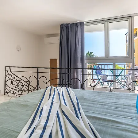 Boat/open Space Front Mare/spiaggia+ Box * دْيانو مارينا